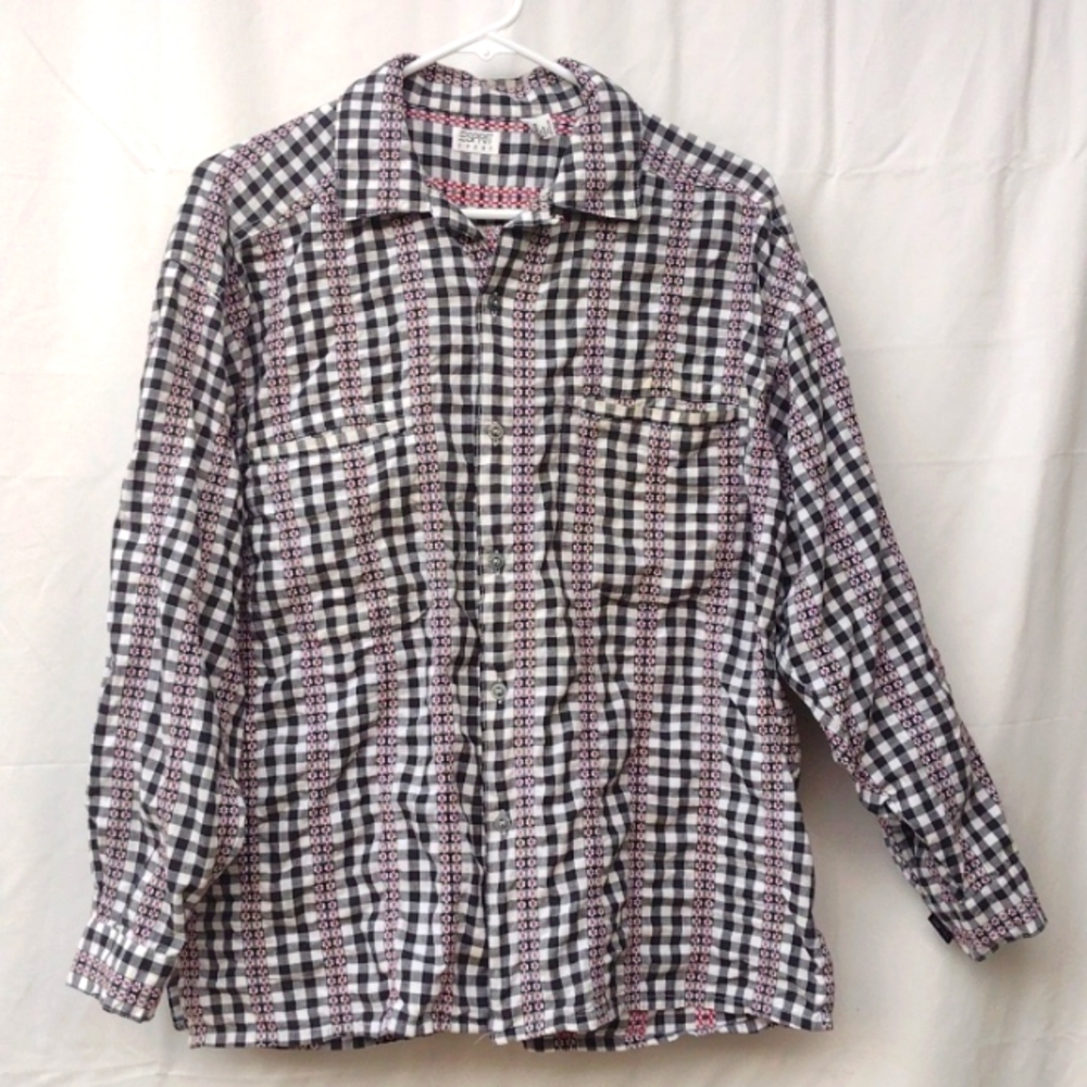 Esprit Black and White Check Button-Down Shirt with Pink Accent